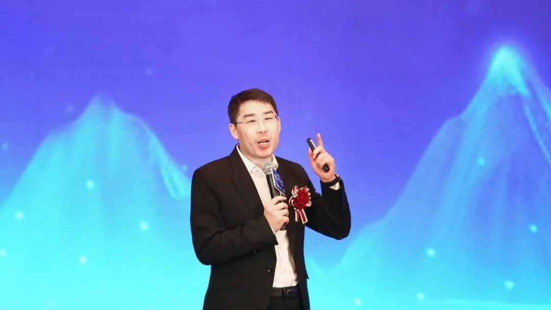 ��������רעΪ����·���ϵ�����ƽ̨